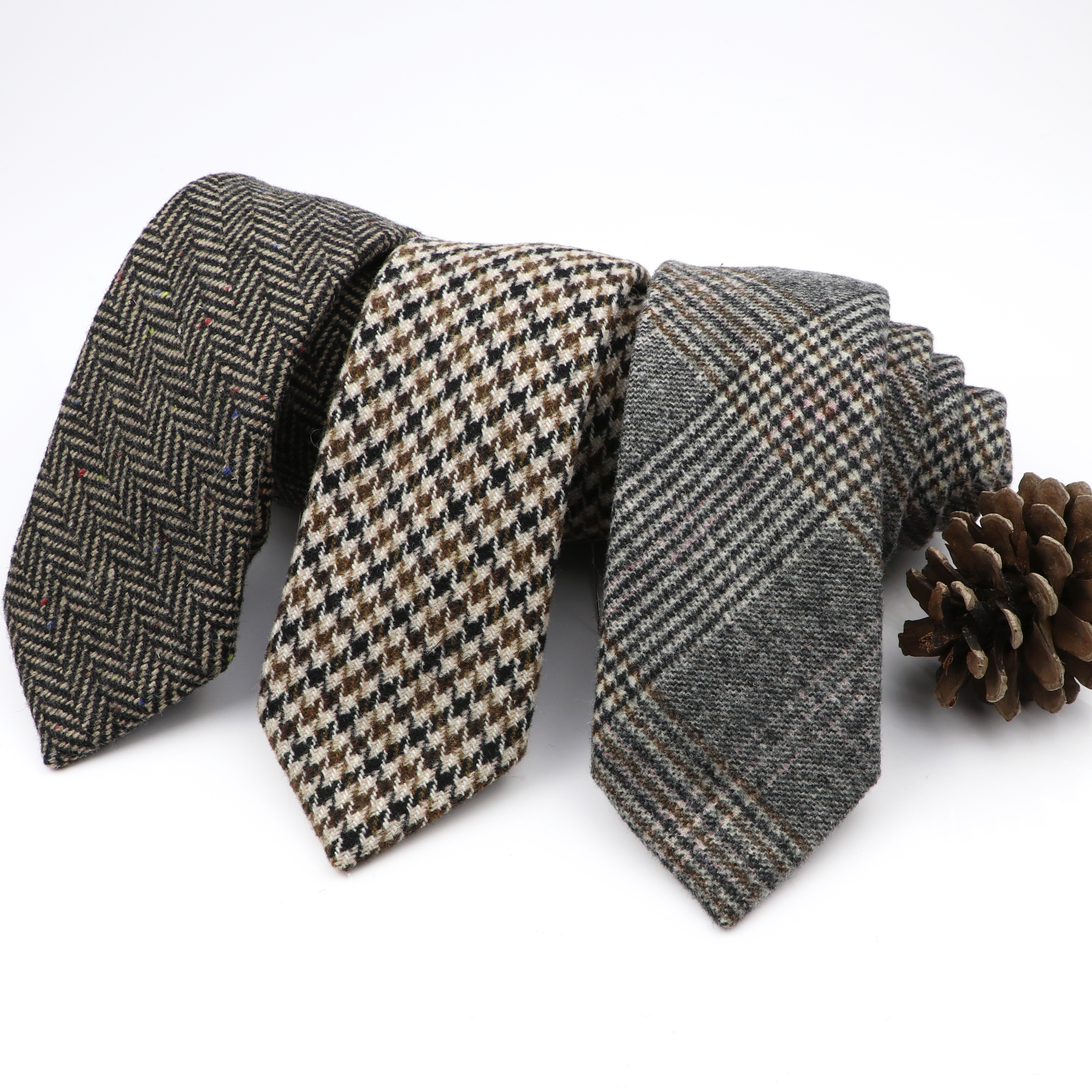 Skinny Tie Men - High Quality Classic Striped 100% Wool