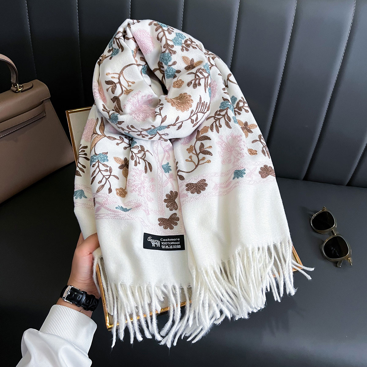 New Winter Warm Cashmere Scarf - Woven Scarf Blanket 评论和价格