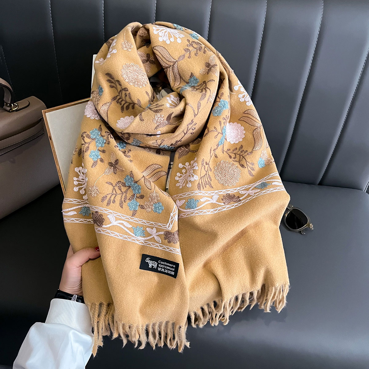 New Winter Warm Cashmere Scarf - Woven Scarf Blanket 评论和价格