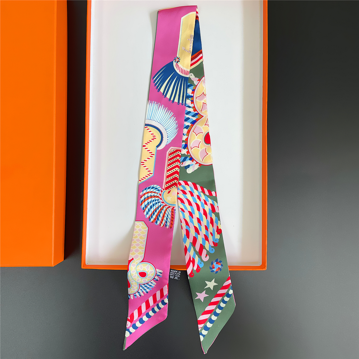 Brand Design Twill 100% Silk S - Scarf Silk Square 评论和价格