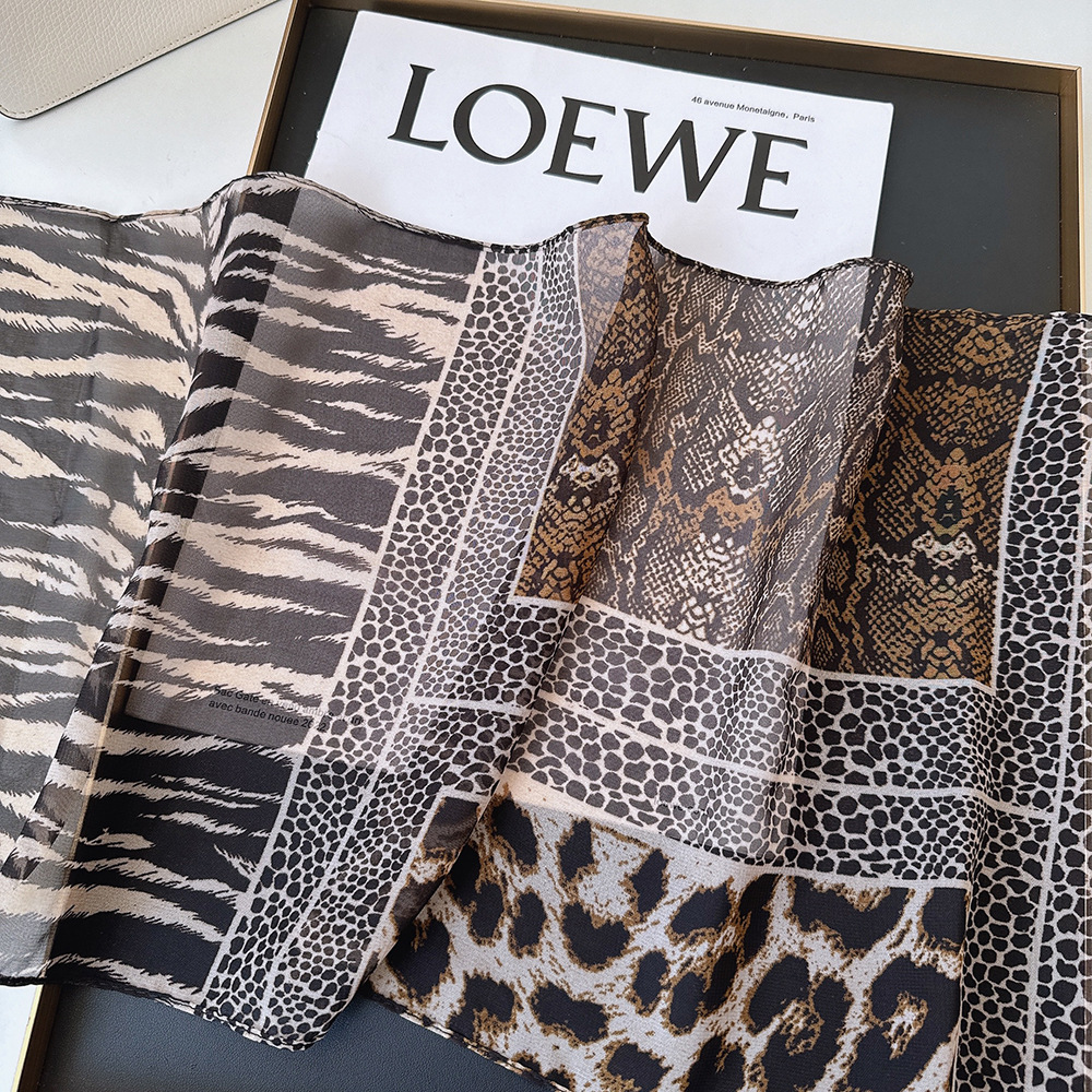 Leopard Small Long Silk Scarf  - Silk Tie Striped 评论和价格