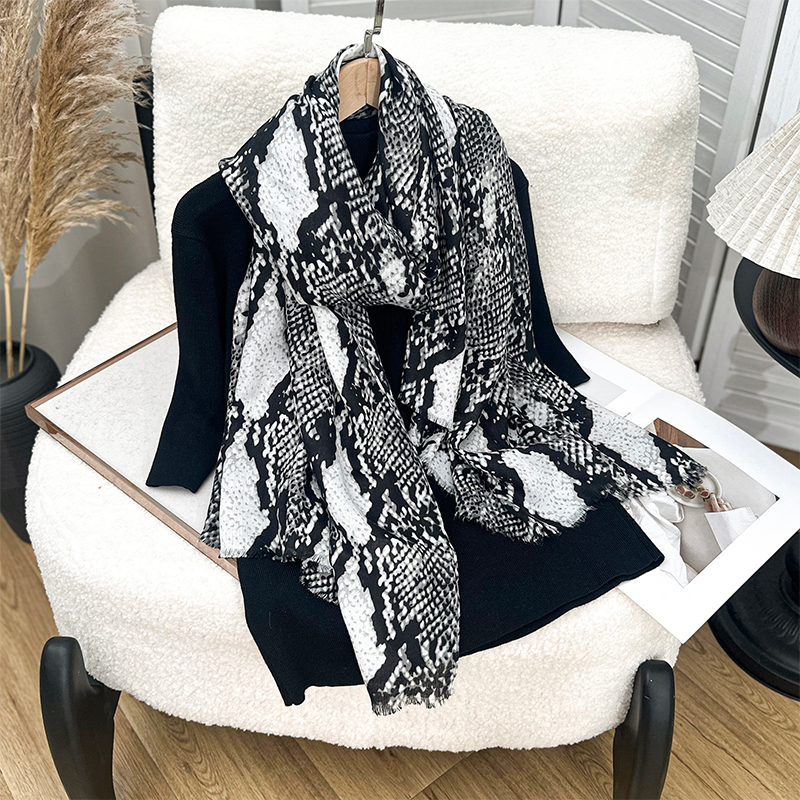 Luxury Brand Scarf Leopard pri - Pashmina Wrap Large 评论和价格