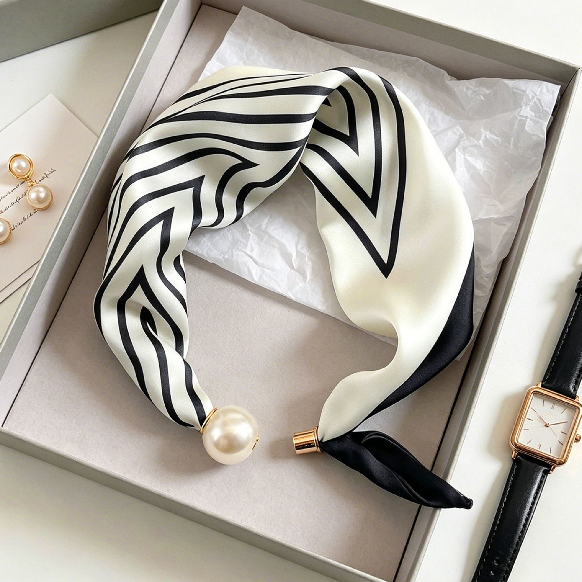 Elegant Chic Pearl Stripe Scar - Ascot Neck Scarf 评论和价格